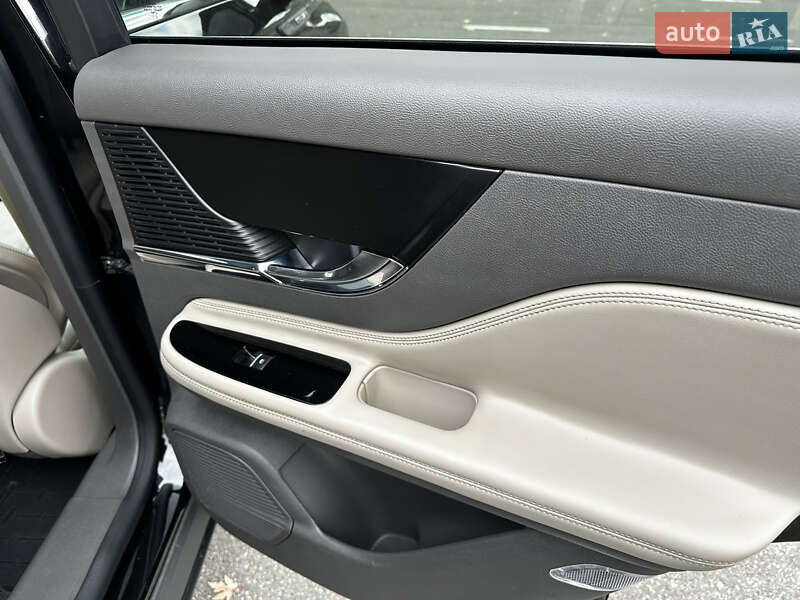 Внедорожник / Кроссовер Lincoln Corsair 2022 в Киеве фото 38 Внедорожник / Кроссовер Lincoln Corsair 2022 в Киеве