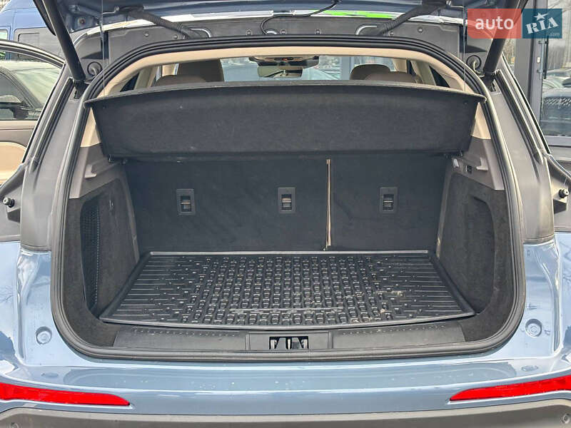 Позашляховик / Кросовер Lincoln Corsair 2023 в Києві