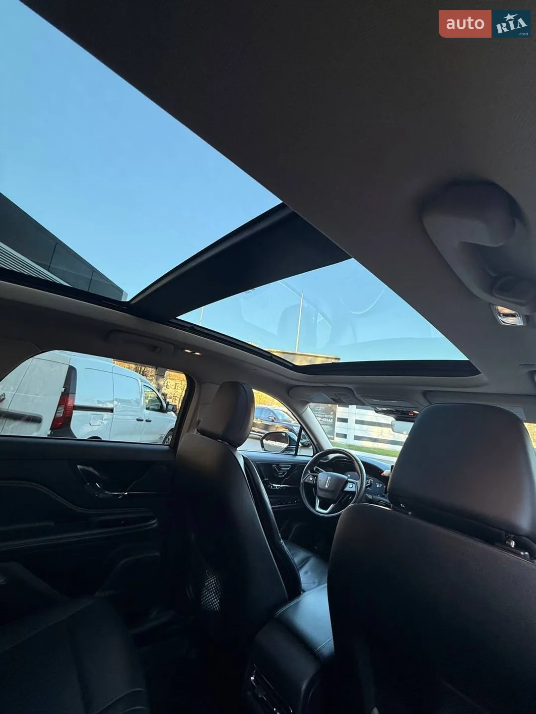 2023 Lincoln Corsair - мініатюра 21