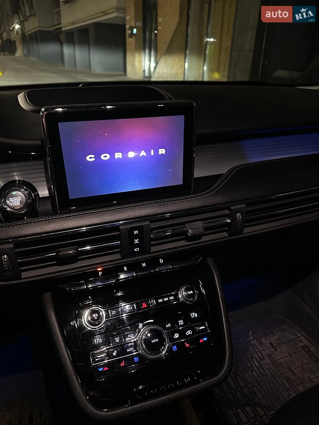 2020 Lincoln Corsair - мініатюра 29