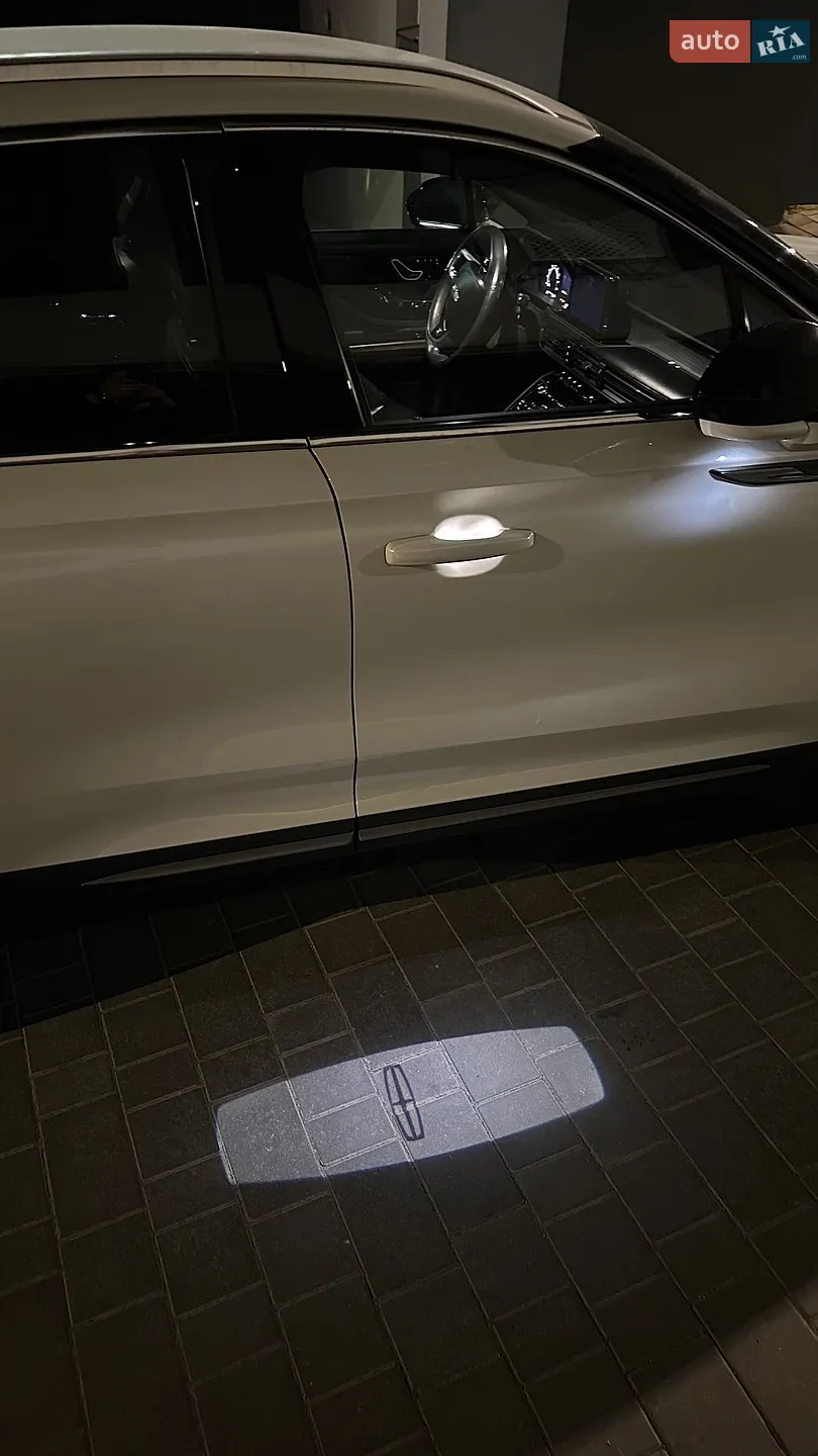 2020 Lincoln Corsair - мініатюра 34