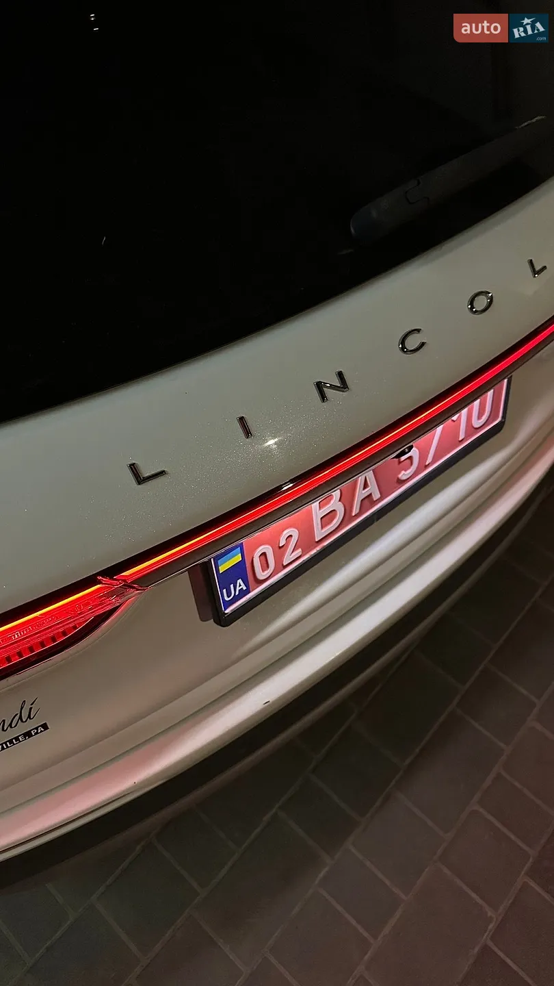 2020 Lincoln Corsair - мініатюра 39