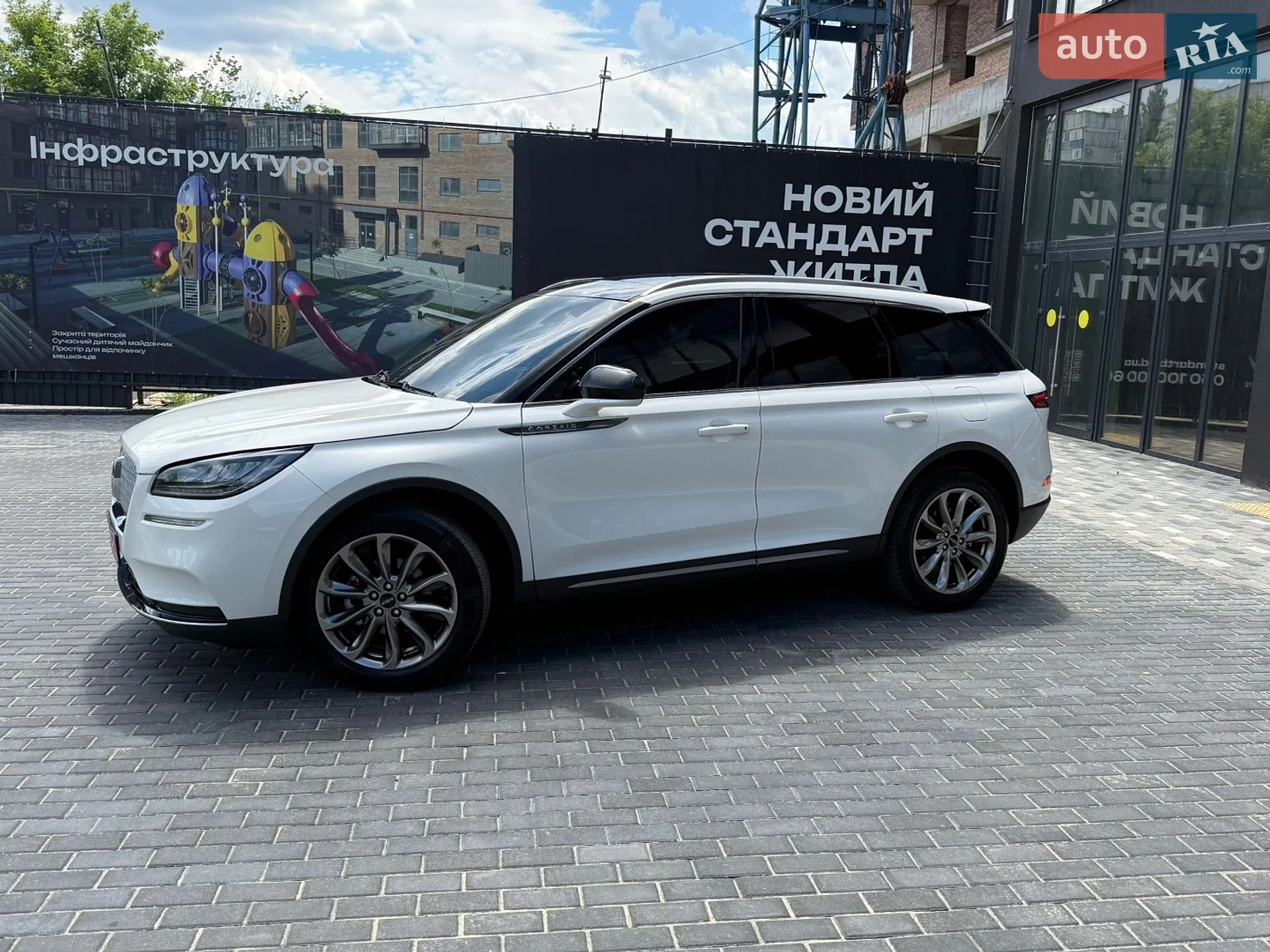 2020 Lincoln Corsair - мініатюра 4