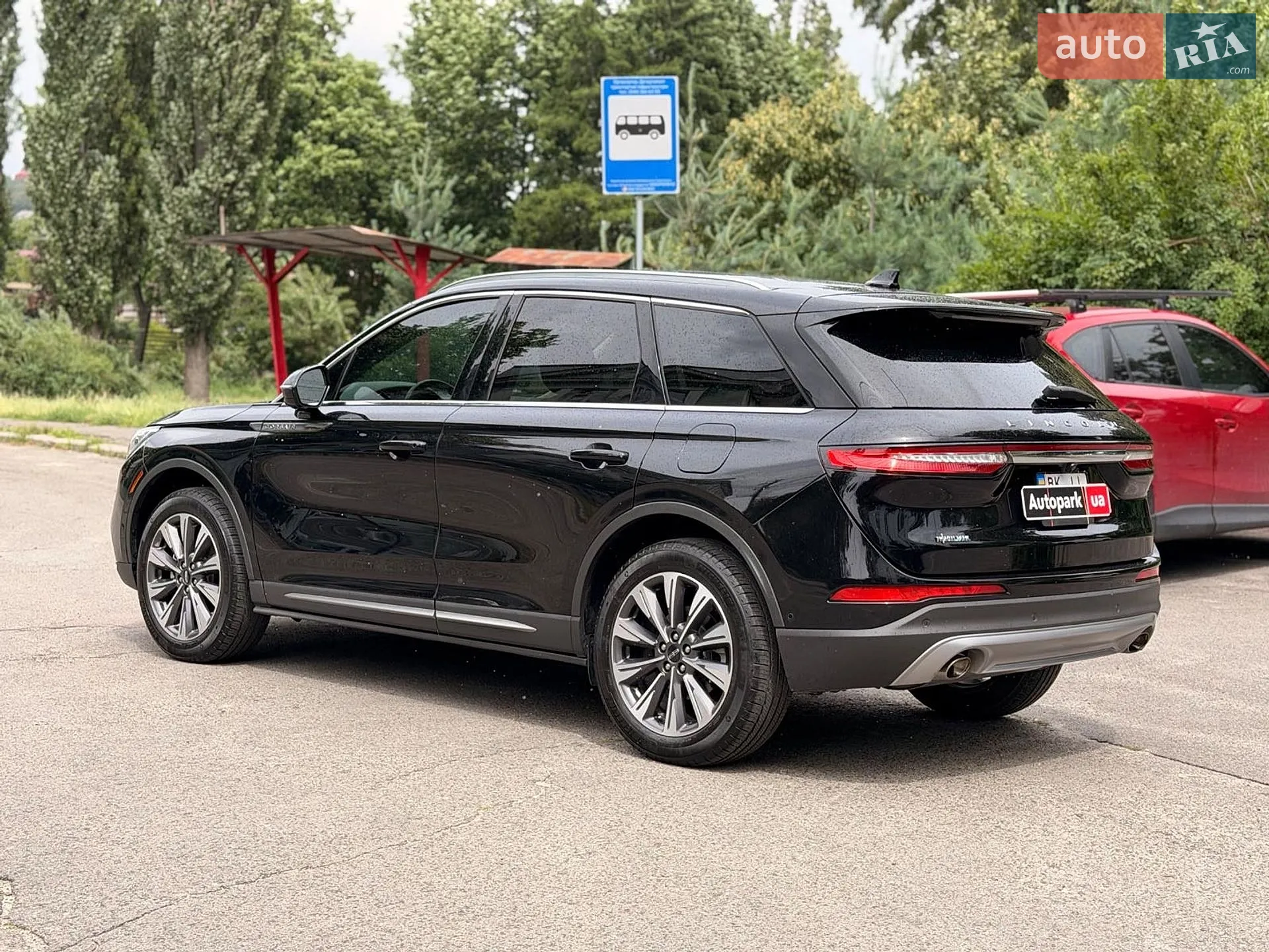 2022 Lincoln Corsair - мініатюра 5