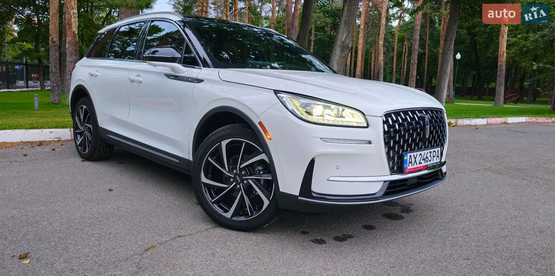 2024 Lincoln Corsair - фото 1