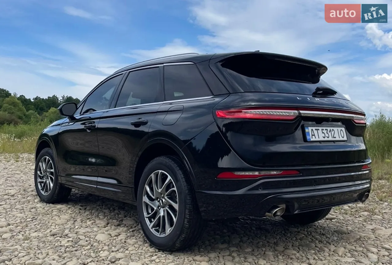 2022 Lincoln Corsair - мініатюра 21