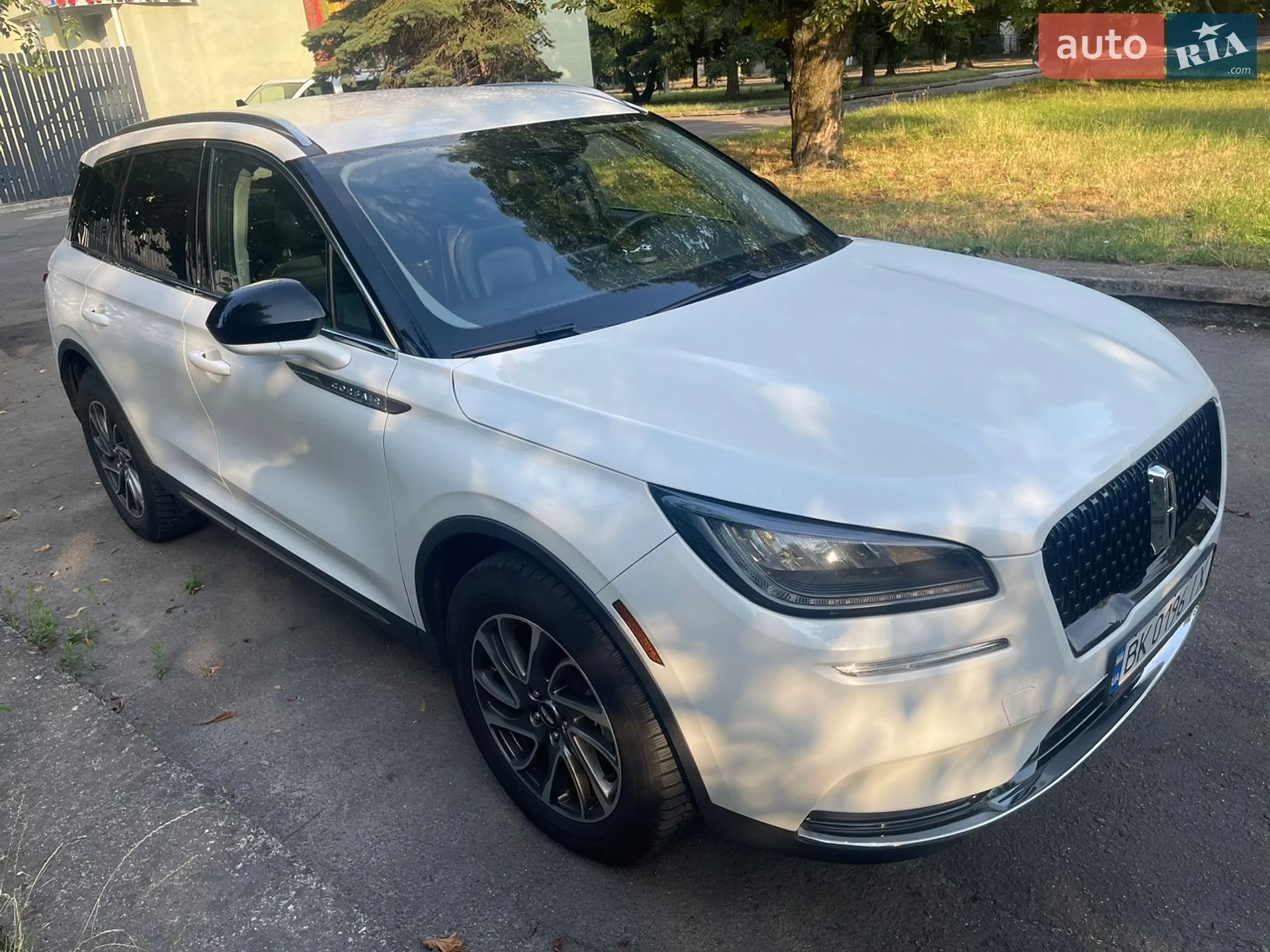 2022 Lincoln Corsair - мініатюра 6