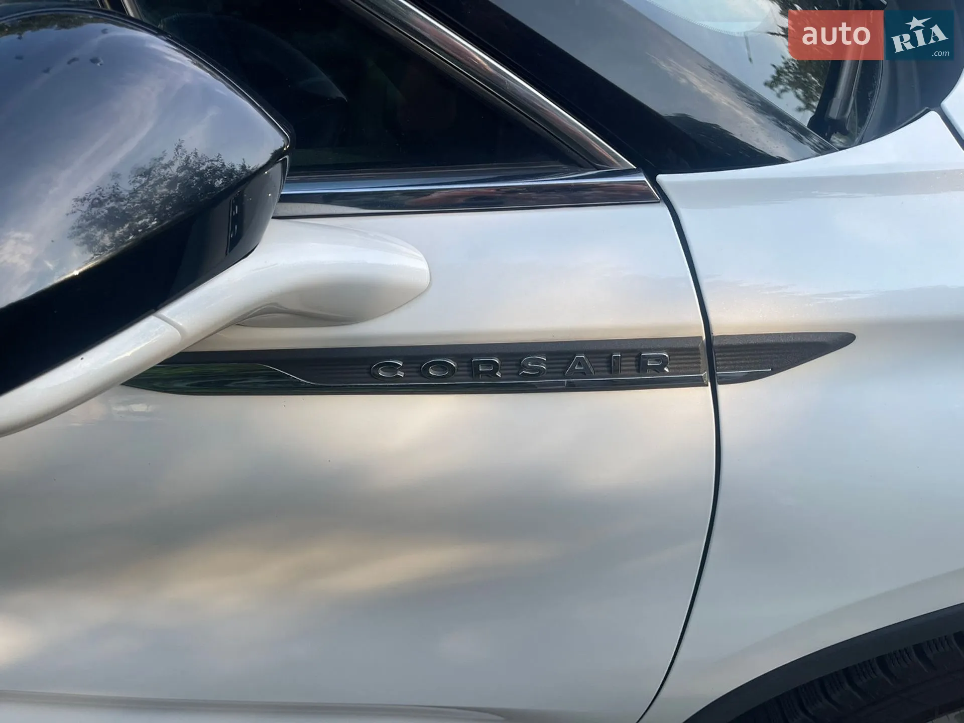 2022 Lincoln Corsair - мініатюра 9
