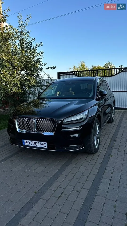 2021 Lincoln Corsair - мініатюра 17