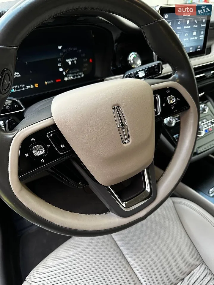2020 Lincoln Corsair - мініатюра 11