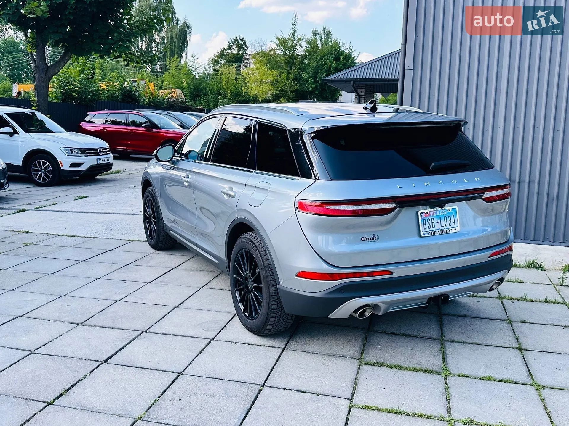 2023 Lincoln Corsair - мініатюра 3