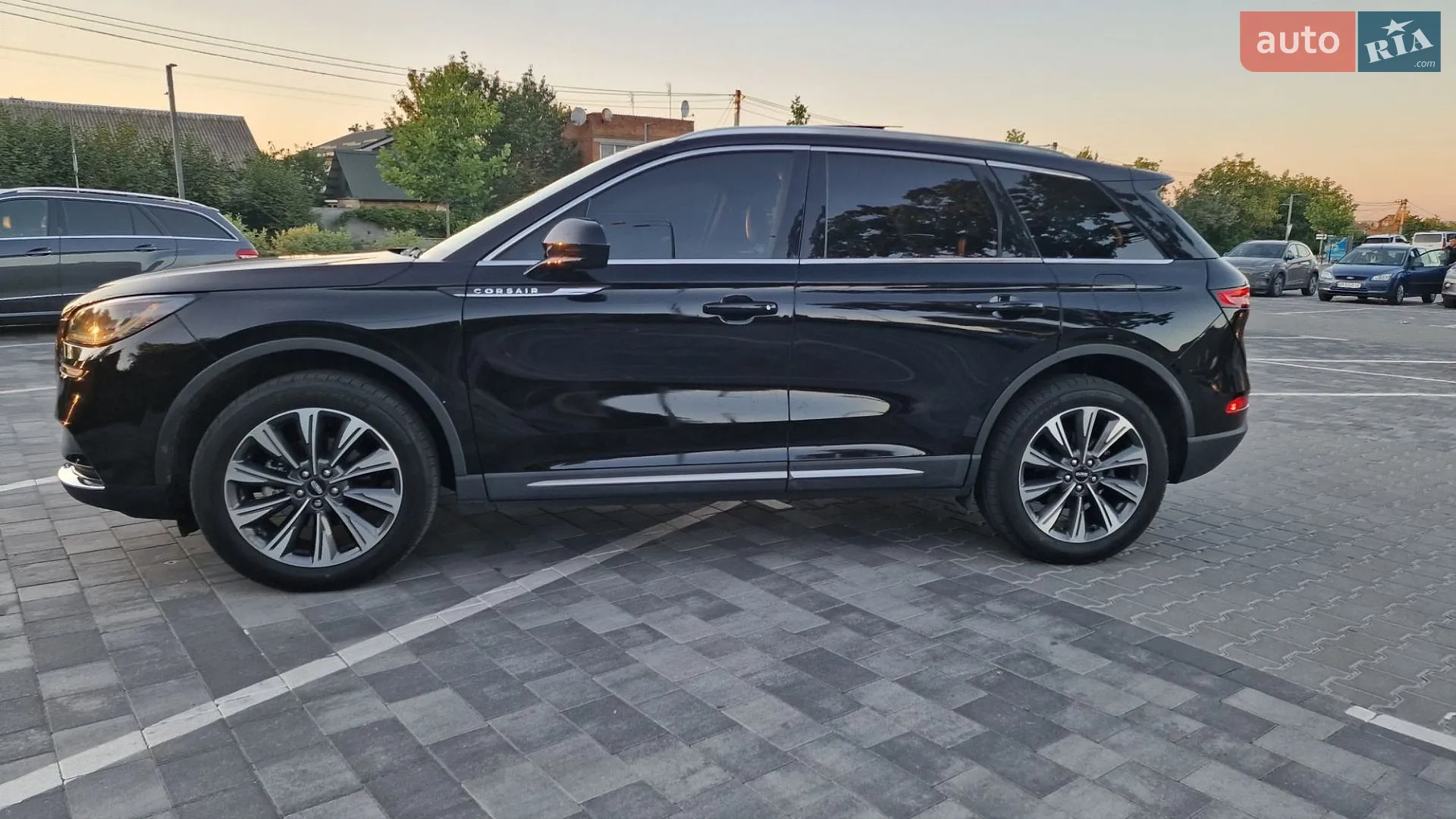 2022 Lincoln Corsair - мініатюра 9
