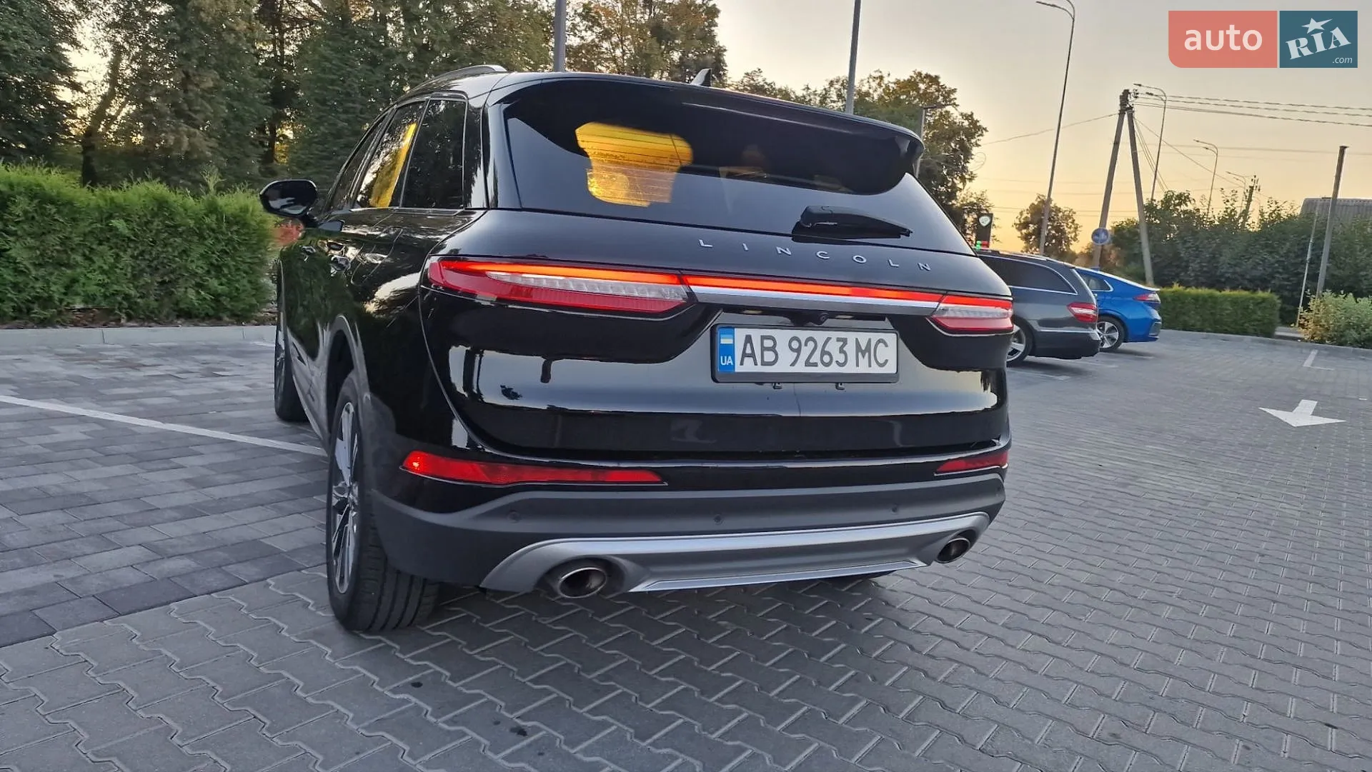 2022 Lincoln Corsair - мініатюра 14
