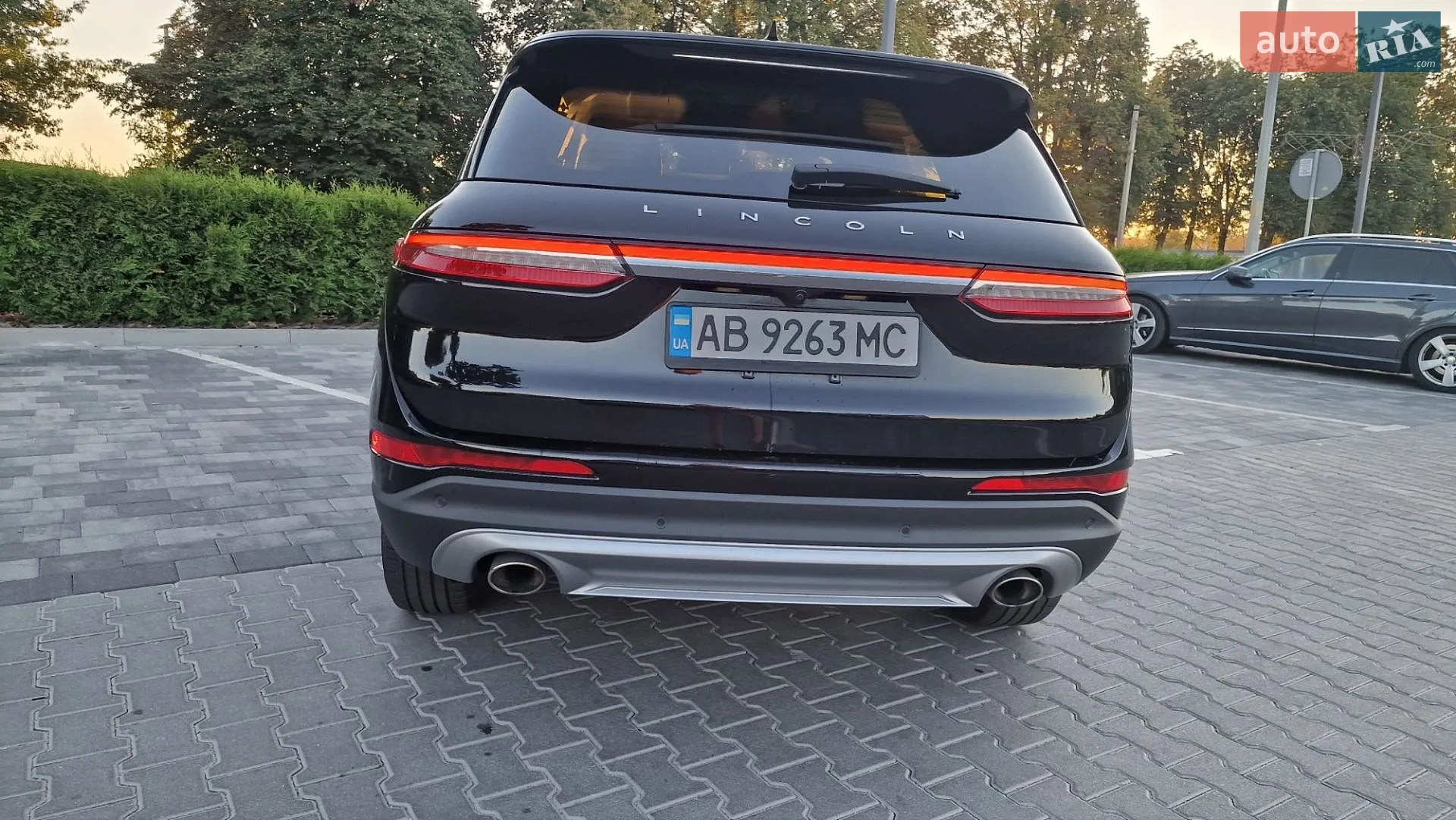2022 Lincoln Corsair - мініатюра 15