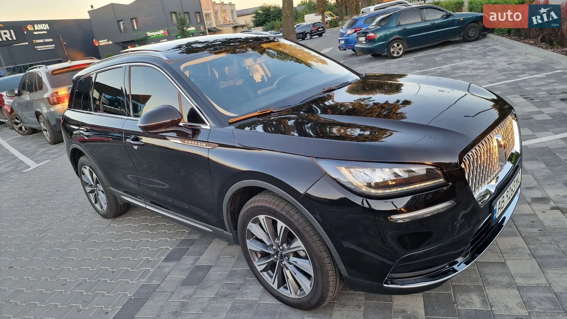 2022 Lincoln Corsair - мініатюра 24