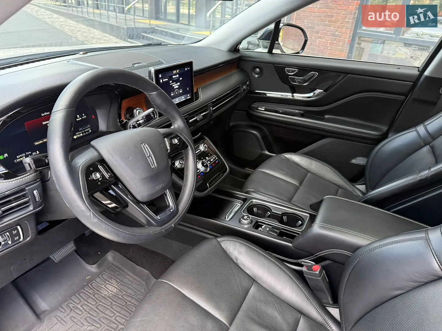 2020 Lincoln Corsair - мініатюра 44