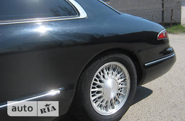 Купе Lincoln Mark 1993 в 