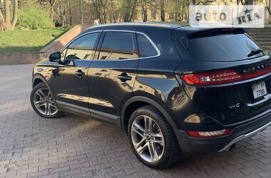 Позашляховик / Кросовер Lincoln MKC 2014 в 