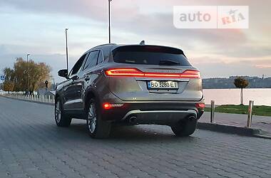 Внедорожник / Кроссовер Lincoln MKC 2019 в Тернополе