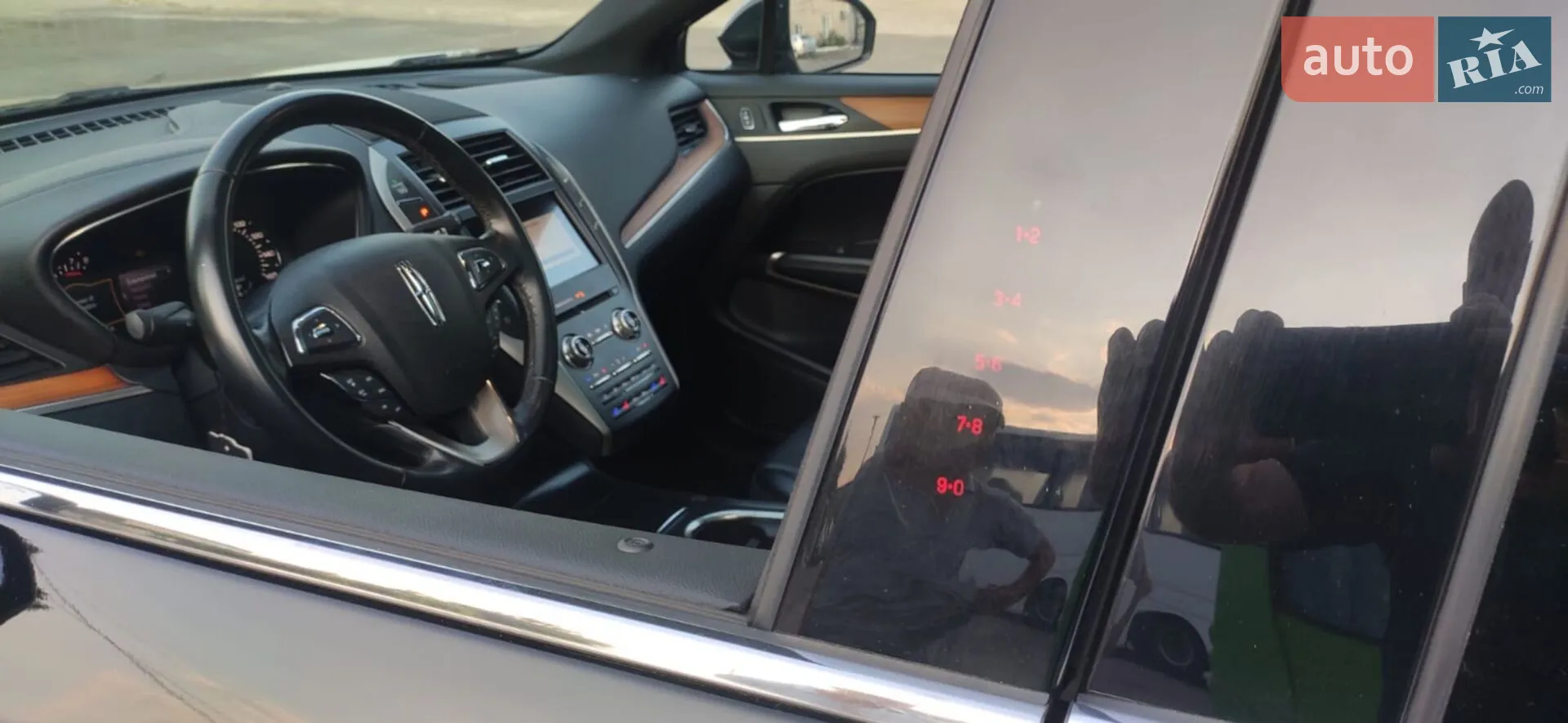 2017 Lincoln MKC - мініатюра 16
