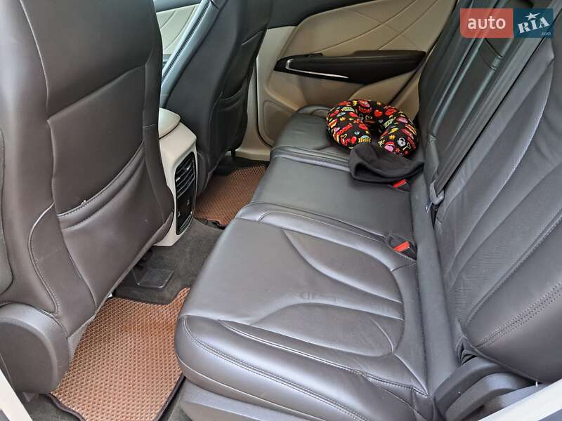 Внедорожник / Кроссовер Lincoln MKC 2019 в Киеве