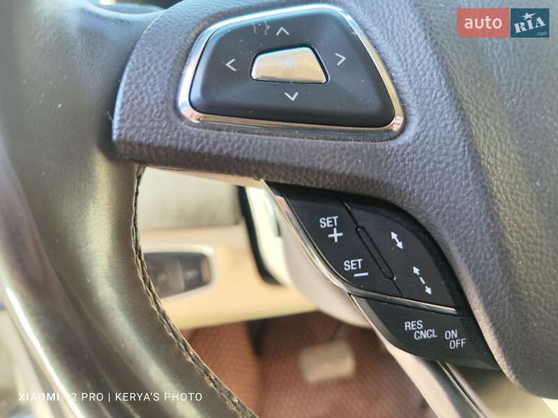 Позашляховик / Кросовер Lincoln MKC 2015 в Києві