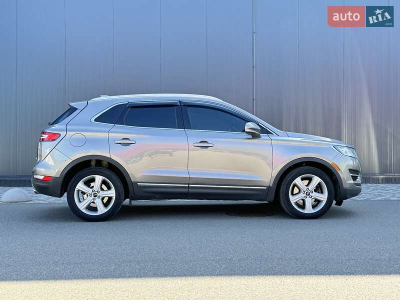 Позашляховик / Кросовер Lincoln MKC 2017 в Києві