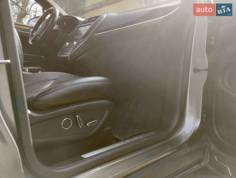 Внедорожник / Кроссовер Lincoln MKC 2017 в Одессе