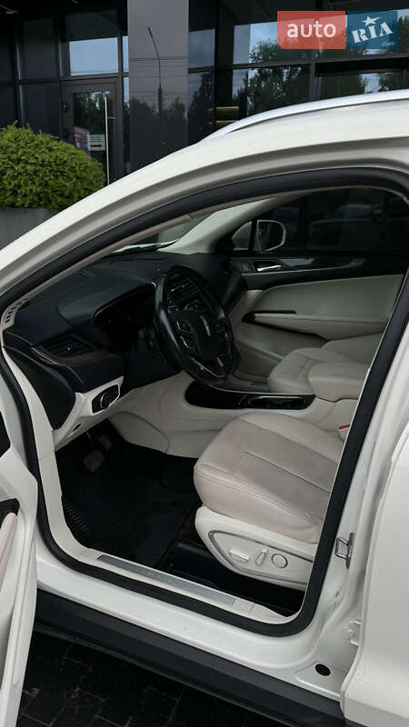 Внедорожник / Кроссовер Lincoln MKC 2016 в Львове