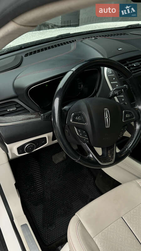 Внедорожник / Кроссовер Lincoln MKC 2016 в Львове