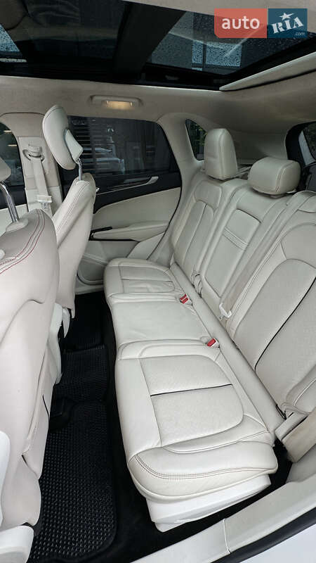 Внедорожник / Кроссовер Lincoln MKC 2016 в Львове