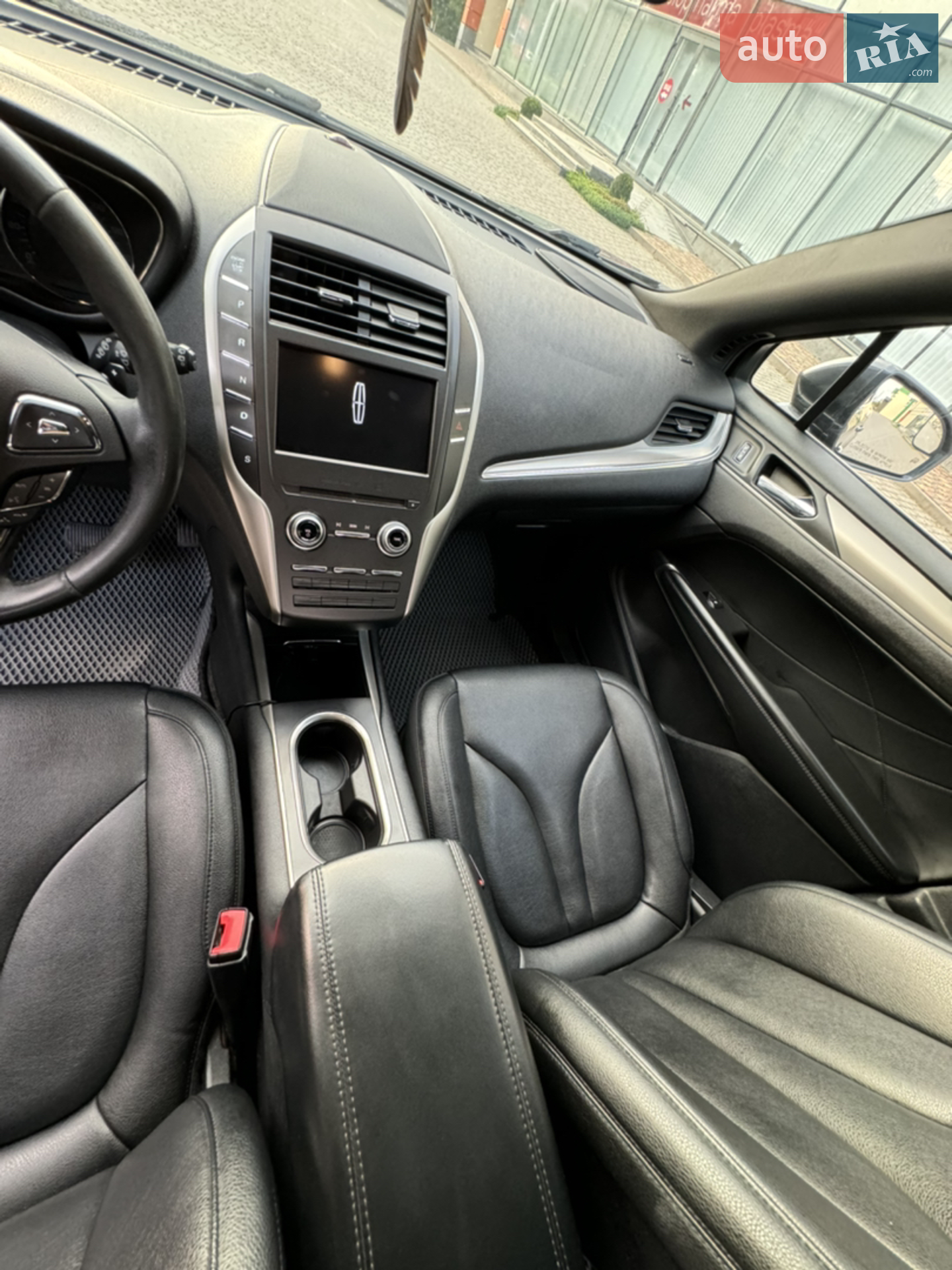 2015 Lincoln MKC - мініатюра 28