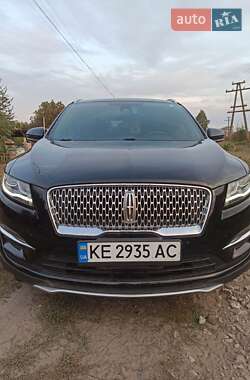 Внедорожник / Кроссовер Lincoln MKC 2019 в 
