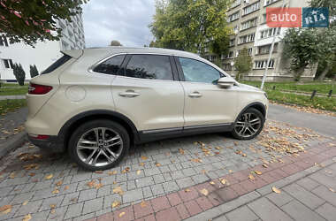 Внедорожник / Кроссовер Lincoln MKC 2017 в 