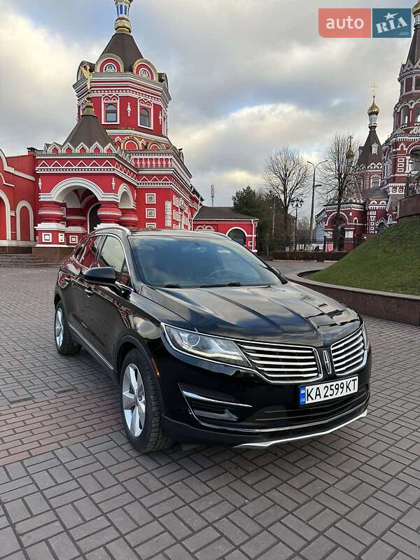 Lincoln MKC 2017