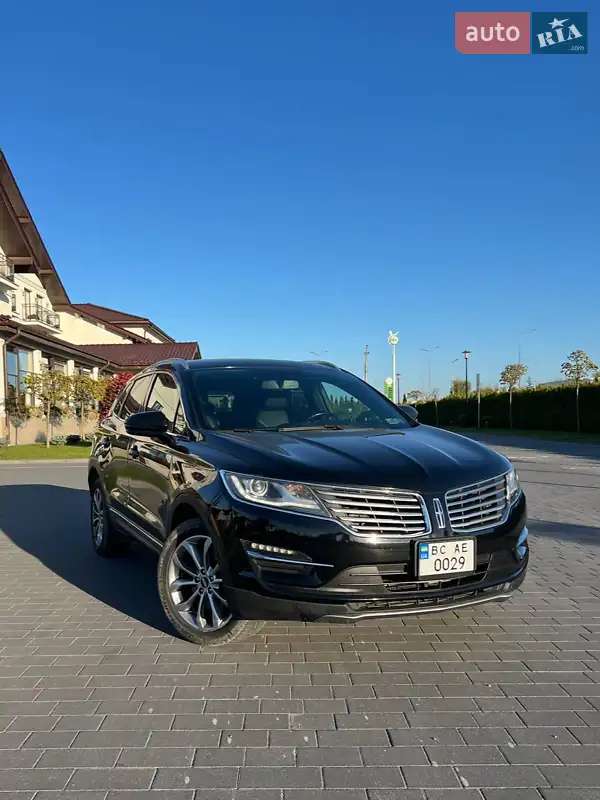 Lincoln MKC 2017
