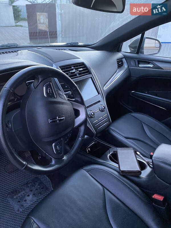 Внедорожник / Кроссовер Lincoln MKC 2016 в Хмельницком