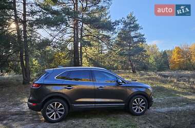 Внедорожник / Кроссовер Lincoln MKC 2018 в 