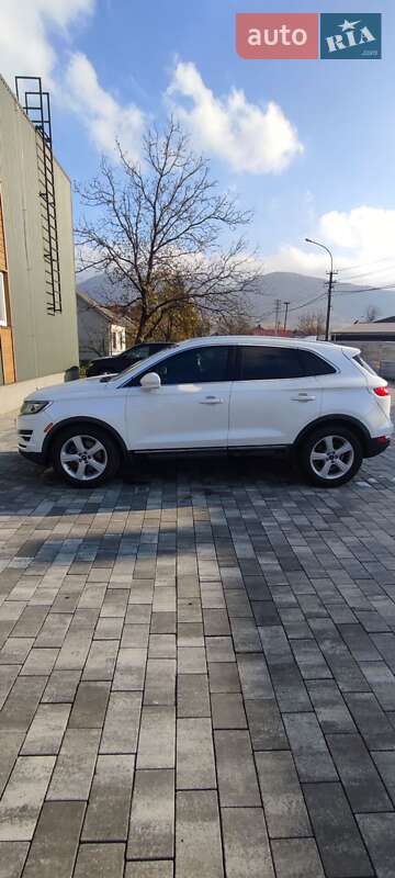 Внедорожник / Кроссовер Lincoln MKC 2015 в Перечине