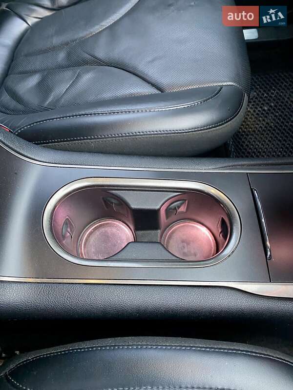 Позашляховик / Кросовер Lincoln MKC 2015 в Рівному фото 34 Позашляховик / Кросовер Lincoln MKC 2015 в Рівному