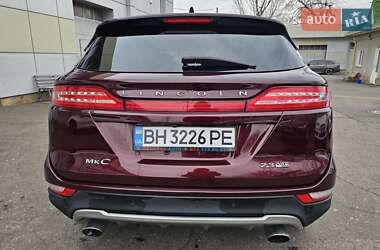 Позашляховик / Кросовер Lincoln MKC 2015 в Одесі