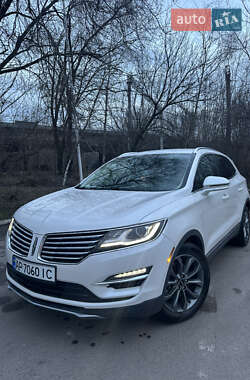 Позашляховик / Кросовер Lincoln MKC 2017 в 