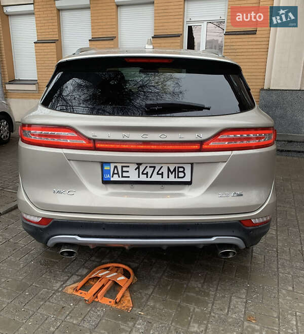 Внедорожник / Кроссовер Lincoln MKC 2015 в Днепре