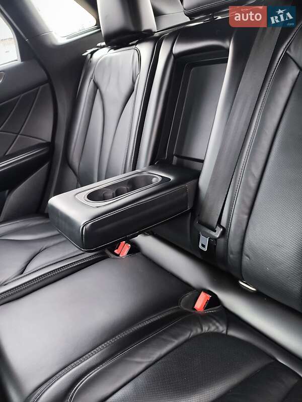 Внедорожник / Кроссовер Lincoln MKC 2016 в Тернополе