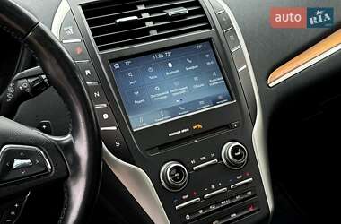 Внедорожник / Кроссовер Lincoln MKC 2016 в 