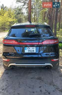 Внедорожник / Кроссовер Lincoln MKC 2018 в 