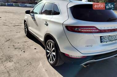 Внедорожник / Кроссовер Lincoln MKC 2018 в 