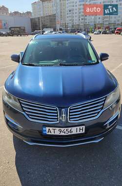 Позашляховик / Кросовер Lincoln MKC 2014 в 