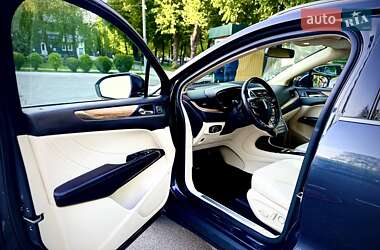 Позашляховик / Кросовер Lincoln MKC 2014 в 