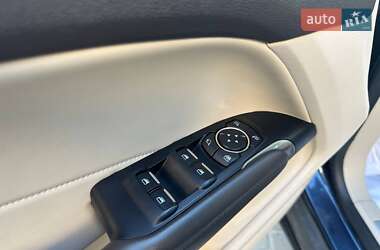 Внедорожник / Кроссовер Lincoln MKC 2017 в 